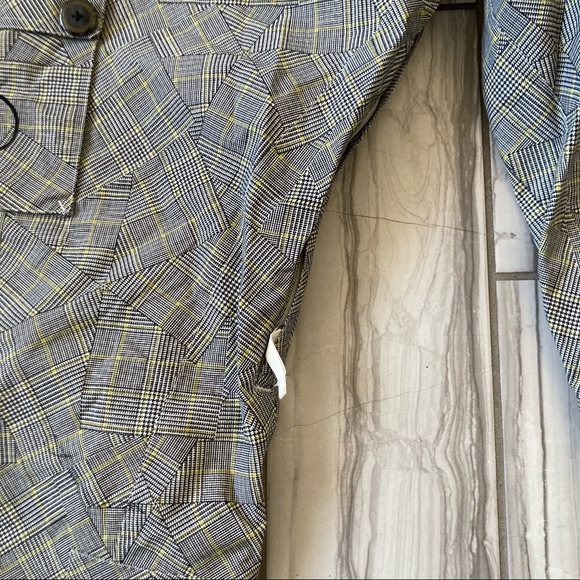 NWOT Burton White Collection ski/board pants. - Picture 4 of 8